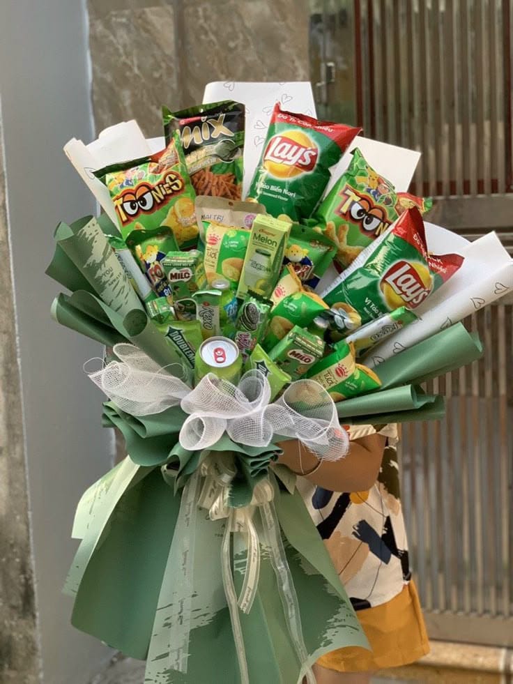 Emerald Savory Crunch Bouquet