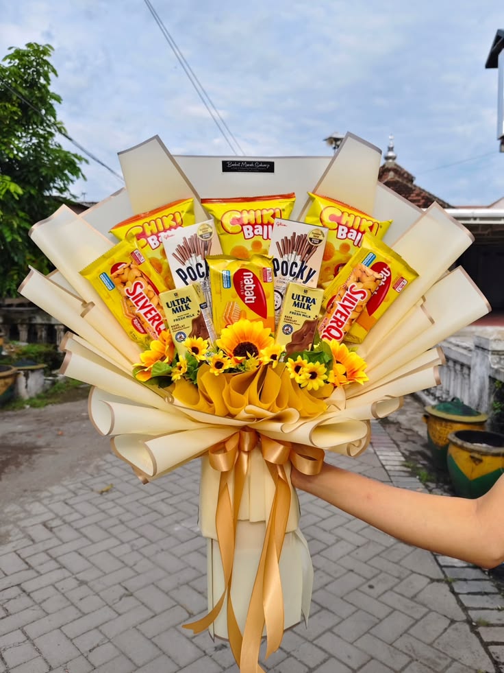 Sunny Golden Snack Bouquet